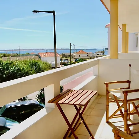 Carlos House - Beach, Sunny Balcony, Shared Pool * Baleal