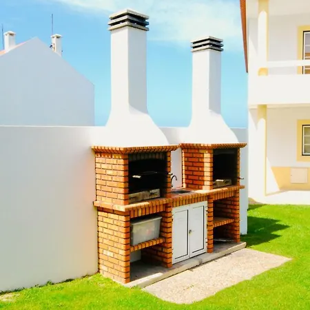 Carlos House - Beach, Sunny Balcony, Shared Pool *