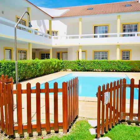 Carlos House - Beach, Sunny Balcony, Shared Pool Nyaraló *