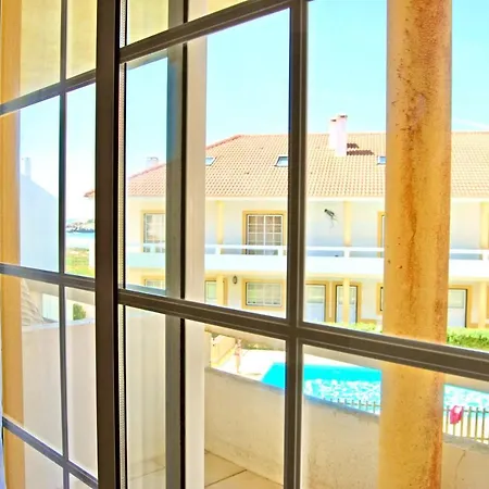 Carlos House - Beach, Sunny Balcony, Shared Pool * Baleal